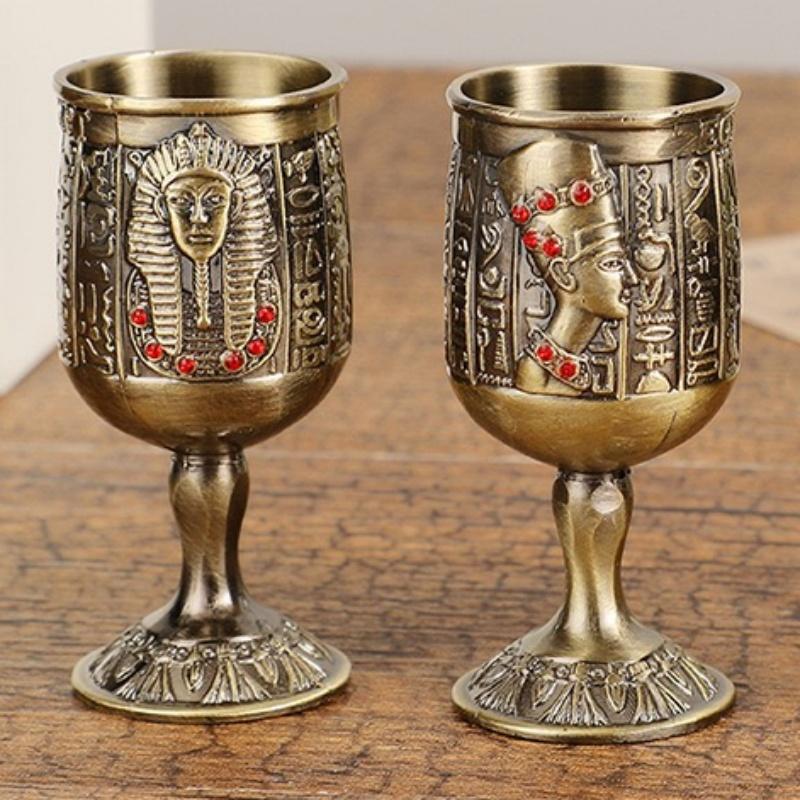 Европейский рюмочка, Сплав Легкая роскошь Резной узор Бокал, Ретро Мини стакан для водки, Креативный подарок Домашний декор, 1 шт.