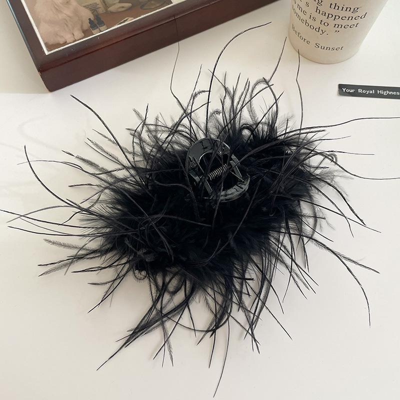 Высококачественная заколка-акула из перьев и страусиного волоса для осени/зимы - элегантный головной убор с хвостиком