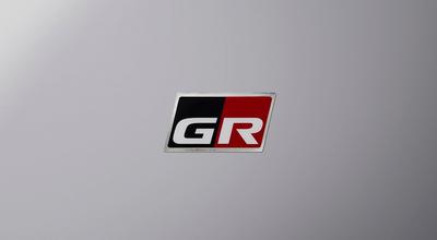 TRD Aqua NHP10 GR SPORT GR Разрядная лента (Алюминиевая лента с логотипом GR) Маленький: Набор из 4 шт. MS373-00002