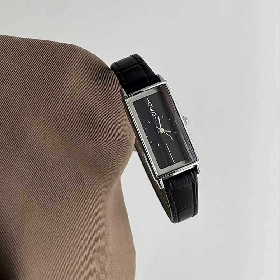 Retro Luxury Watches for Women Rectangle Dial Leather Strap Waterproof Quartz Wristwatch Elegant Office Ladies Dress Clock Gift