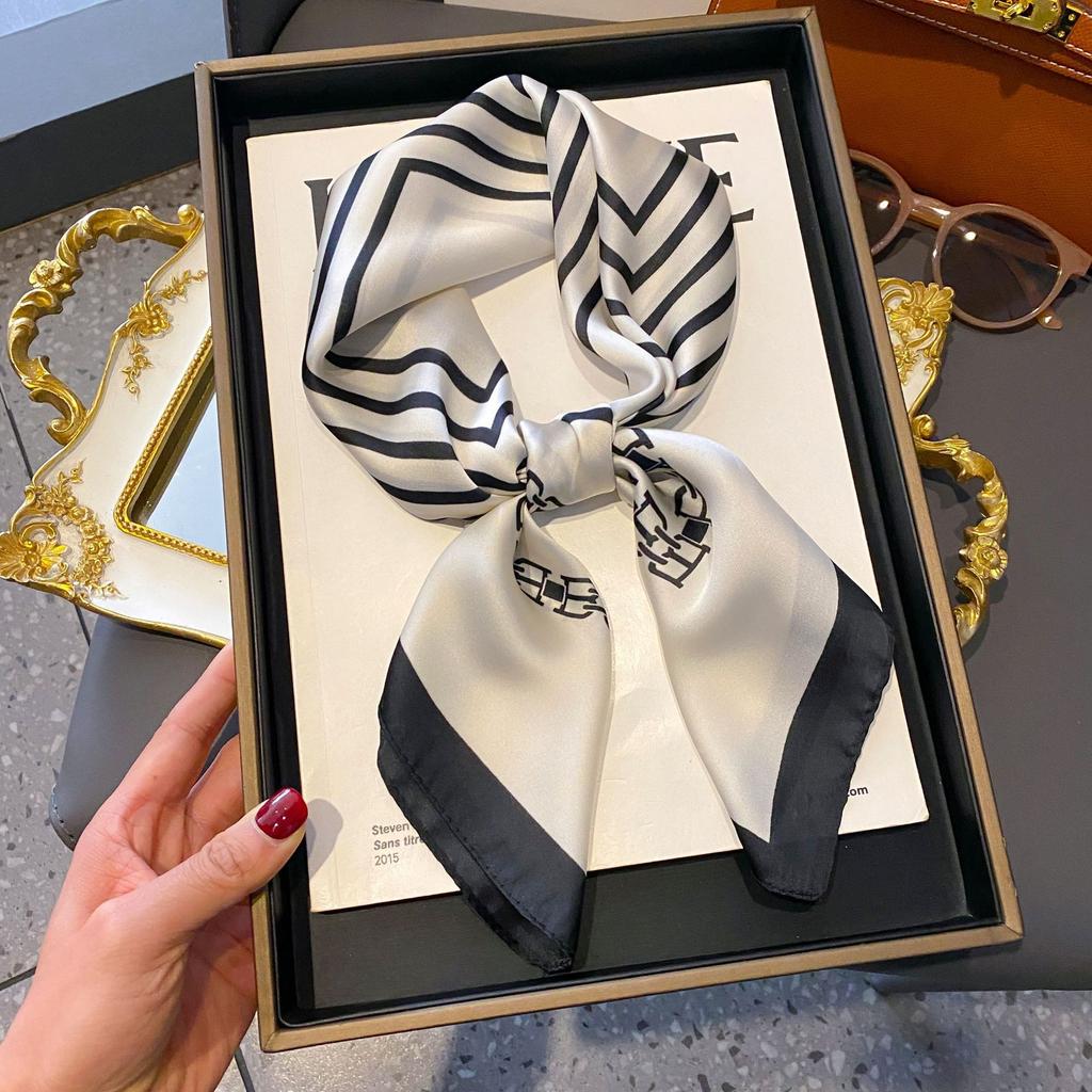 Small Silk Scarf Women'S Versatile High-End Decorative Square Scarf Professional Small Scarf Simulation Silk Korean Version Streamer Bag