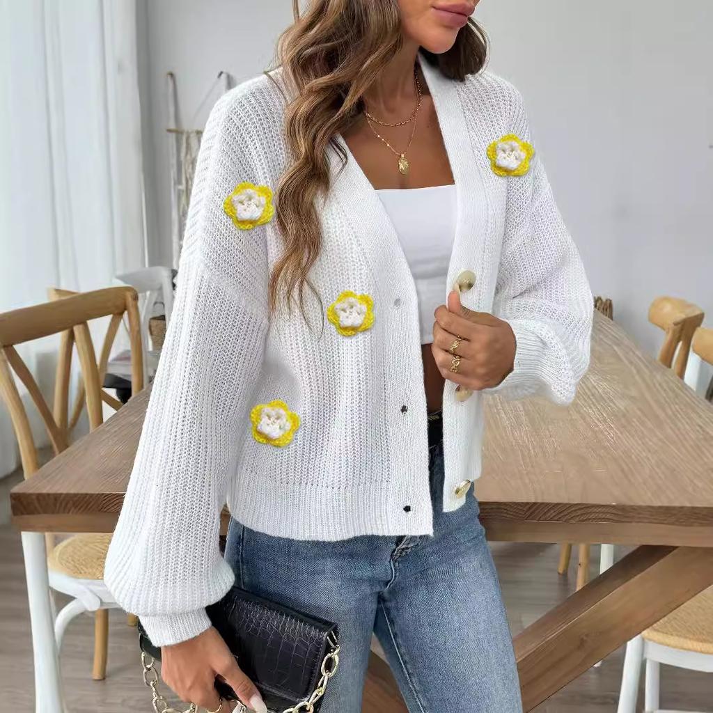 Женский осенне-зимний вязаный крючком цветочный пэчворк короткий кардиган на пуговицах свитер