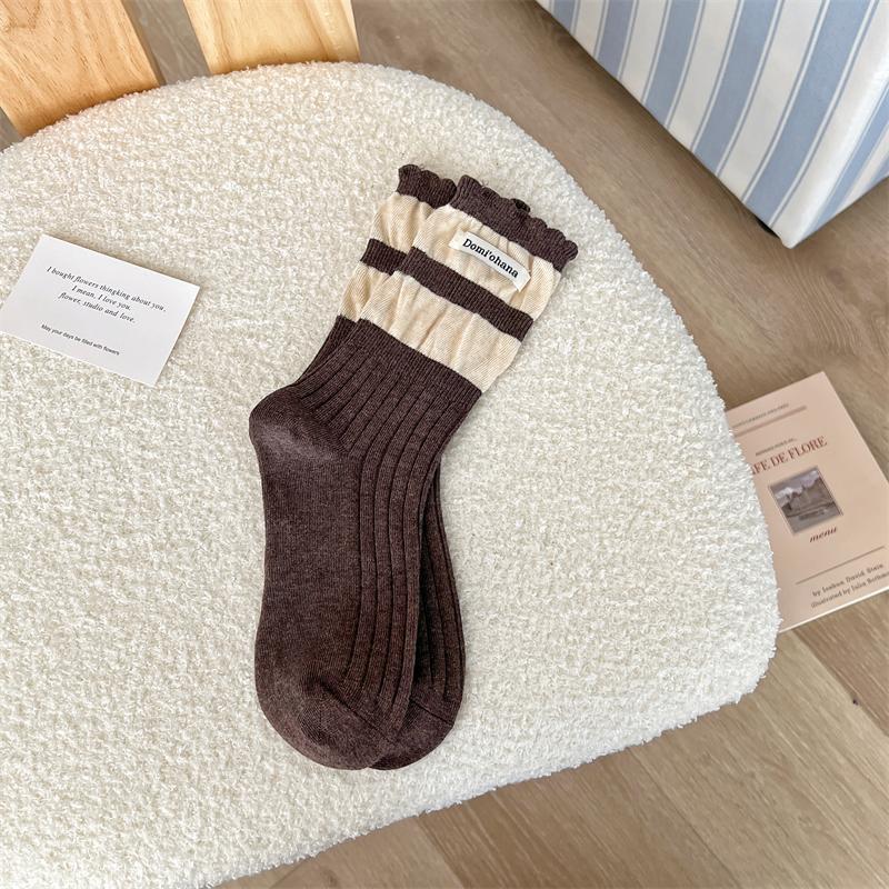 Female Autumn Winter Letter Cloth Label Sweet Fungus Lace Bubble Mouth Tube Stack Socks