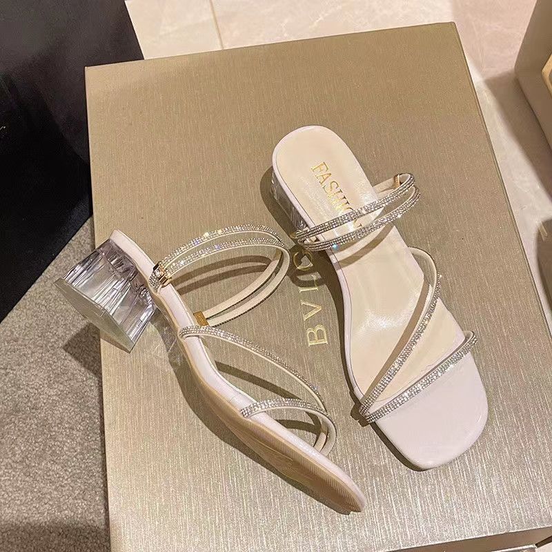 Coarse Heel Rhinestone Cool Slippers Women's Shoes Wear New Summer Temperament Cool Slippers