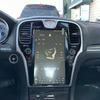 Chrysler 300C Center Console Smart Navigation 7862: 13.6" Eight-Core Display with Wireless CarPlay.