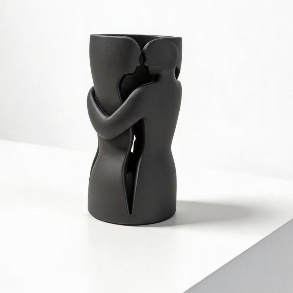 Romantic Lovers Ornament Sculpture Black Decorative Vase Creative Flower Holder Bedroom