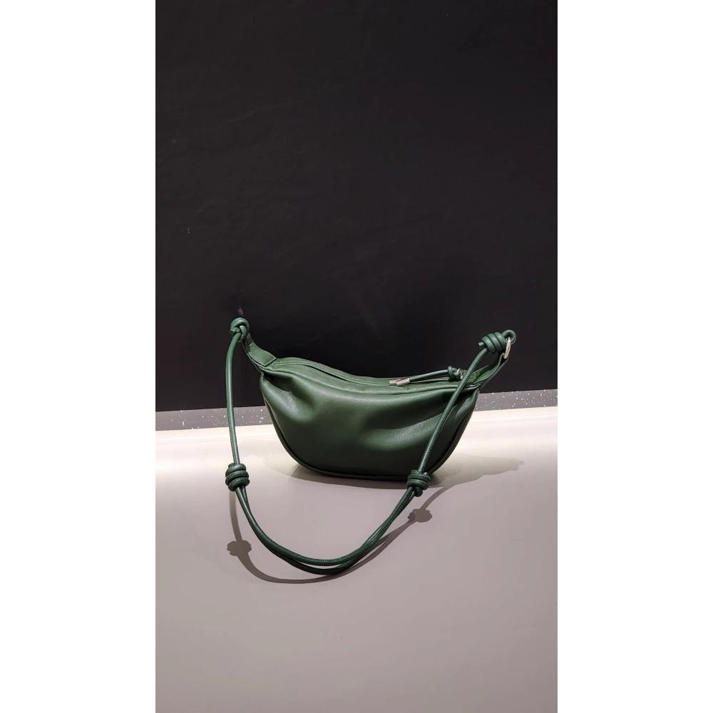 Новый стиль 2025 Кожа воловья Кожа Сумка в форме коровьего рога Новый стиль Минималистичный дизайн Натуральная кожа Мягкая текстура Универсальная Одноплечевая Сумка в форме лошадиного рога