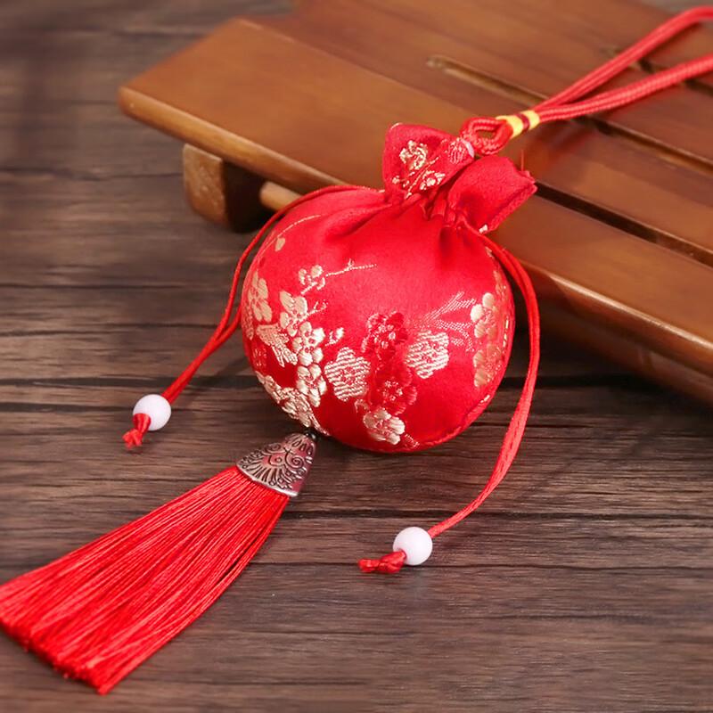 Changbaosen Ancient Style Plum Blossom Embroidered Sachet