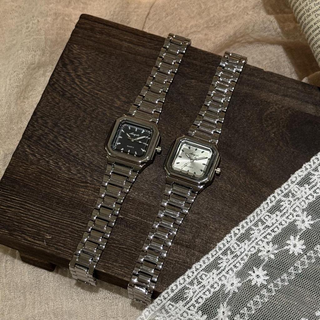 Элегантные золотые квадратные женские кварцевые часы - деловой и студенческий стиль