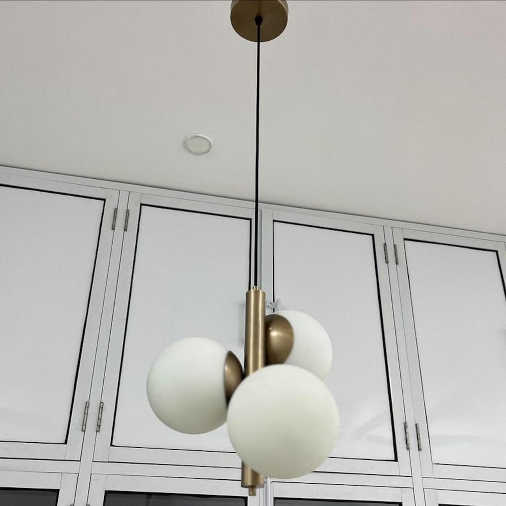 Подвесные светильники Люстра из необработанной латуни Светильник из матового стекла Современные потолочные светильники Подвесные светильники