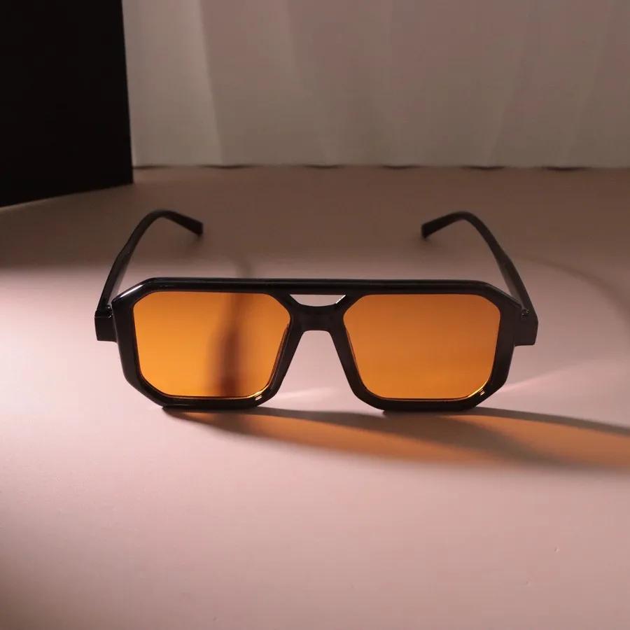 Geometric Punk Square Sunglasses for Women Men Stylish Rectangle Mirror Lens Designer Fashion Sun Glasses