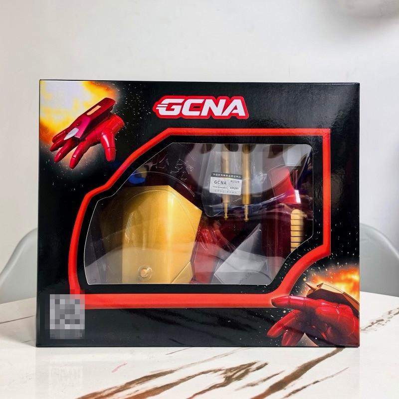 Iron Man Wearable Helmet & Light-Up Gloves Cosplay Toy