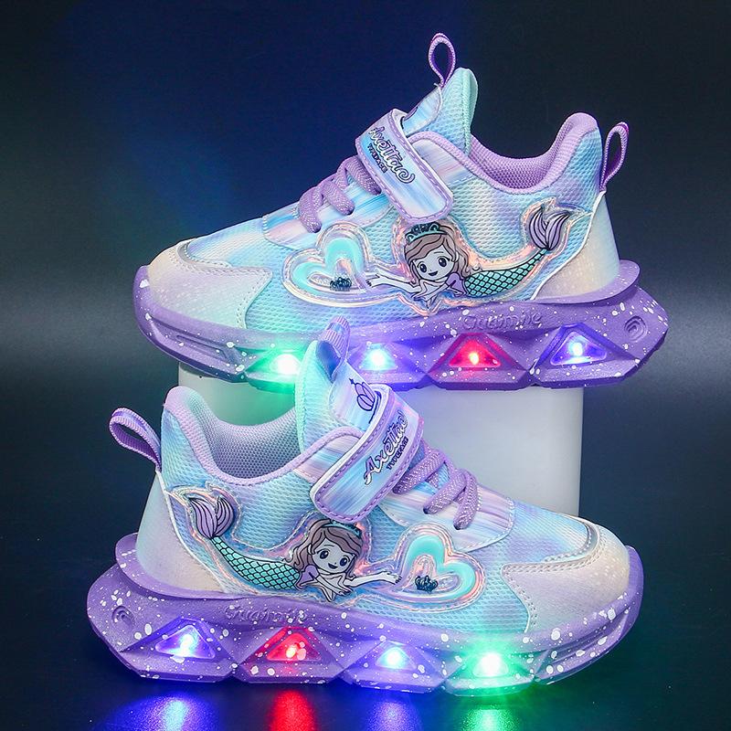 Light-up children's sneakers2026Spring and Autumn new styles of girls' shoes: small, medium, and large sizes, breathable mesh, lightweight, and