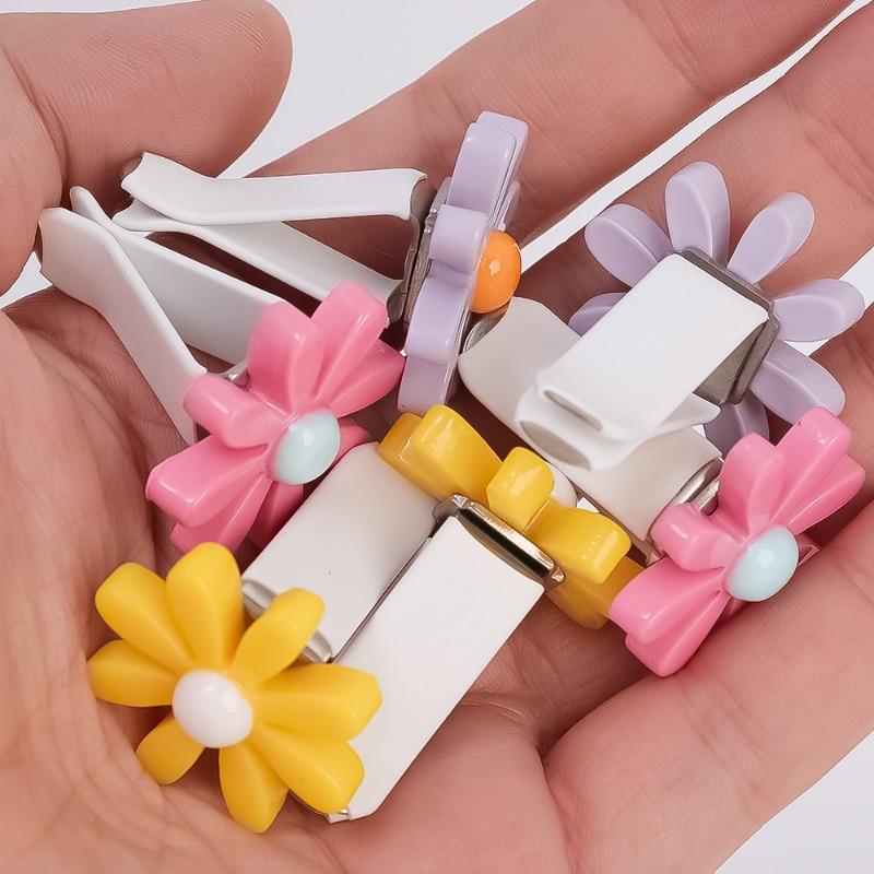 1/2/3/6 шт. Зажим для духов на воздуховыпускное отверстие автомобиля, милый мини-цветок, ароматерапия, креативное украшение салона автомобиля, аксессуары-освежители воздуха