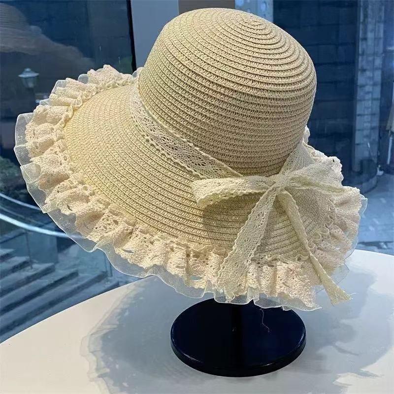 Women Sweet Lace Trim Large Brim Straw Sun Hat For Summer Beach Vacation