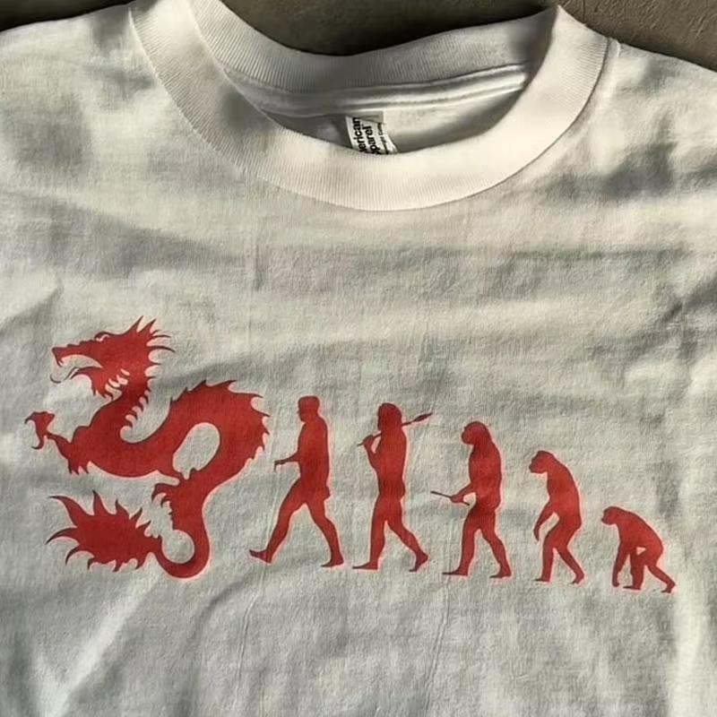2026 Vintage Red Chinese Dragon Silhouette Front Graphic Tshirt Grunge Print Soft Cotton Short Sleeve Unisex Casual Daily Tee