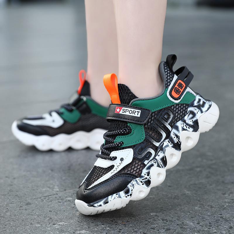 Boys Shoes Mesh Breathable Children's Travel Shoes Net Shoes Medium Older Boys Sports Shoes Tide