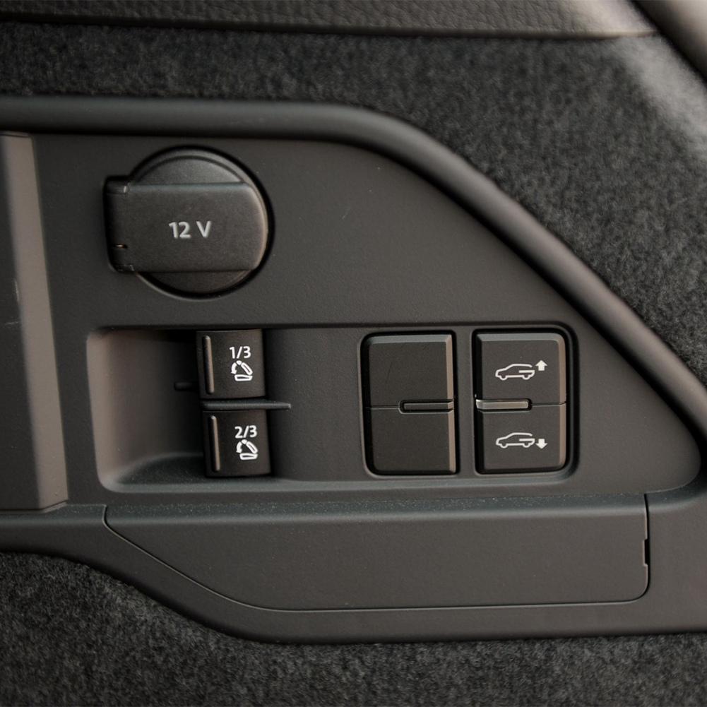Trunk Trim Blanking Cap Boot Cover Plate 7P6867748 For VW Touareg 2011-2018 Trunk Liner Accessories