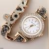 Women's Love Diamond-Studded Sparkling Bracelet Quartz Watch - Exquisite Timekeeping Wristwatch