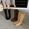 2025 новые замшевые сапоги-чулки с квадратным носком, на низком скошенном каблуке, с боковой молнией, рыцарские женские сапоги