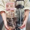 2 л Соломенная бутылка для воды Большой емкости Пластиковый стакан для воды Портативная бутылка для напитков с отметкой времени для занятий спортом на открытом воздухе