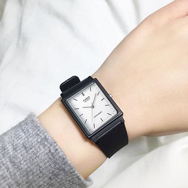 Casio Мужские СМОТРЯЩИЕ White MQ-27-7E MQ-27-7E