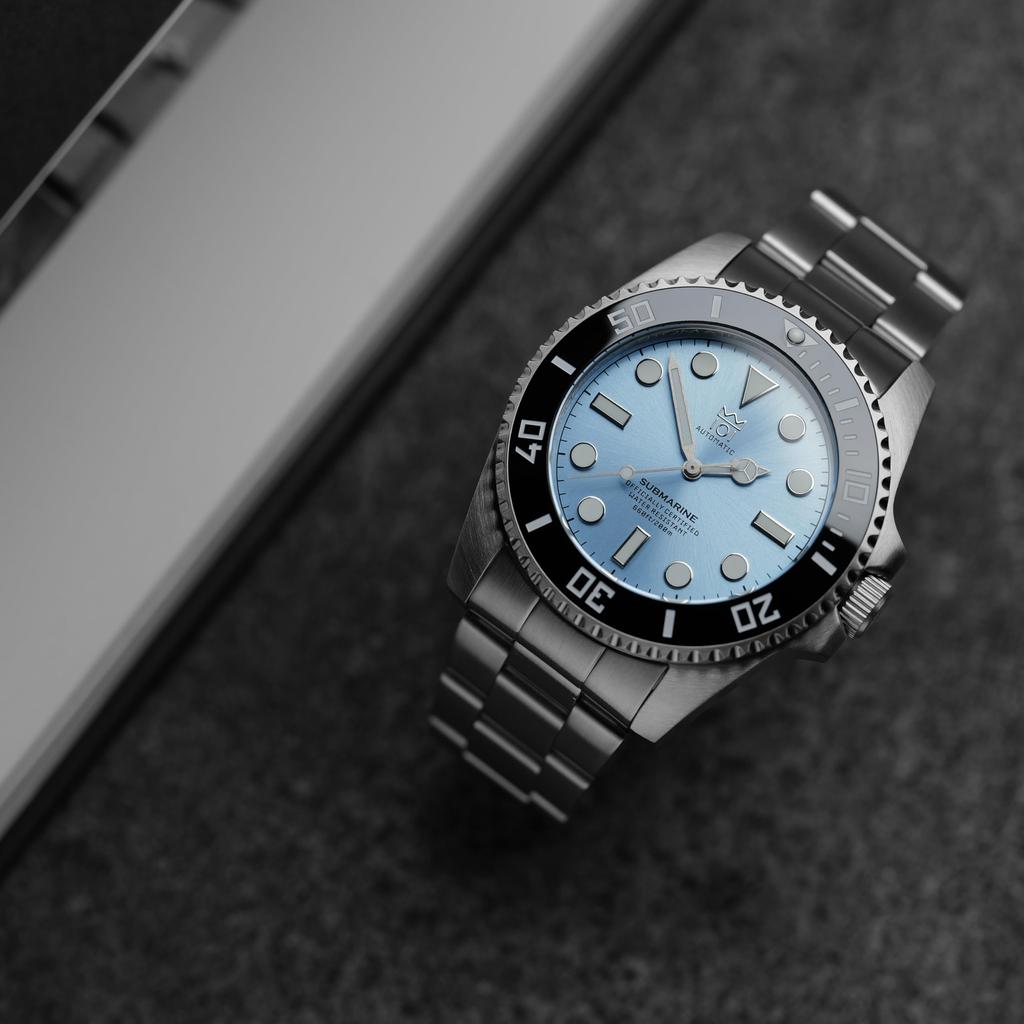 NEW Model Ceramic Bezel Watch Mechanical Automatic Hand Winding Automatic 200m Water Resistant Reverse Rotation Prevention Crown Wristwatch Ice Blue