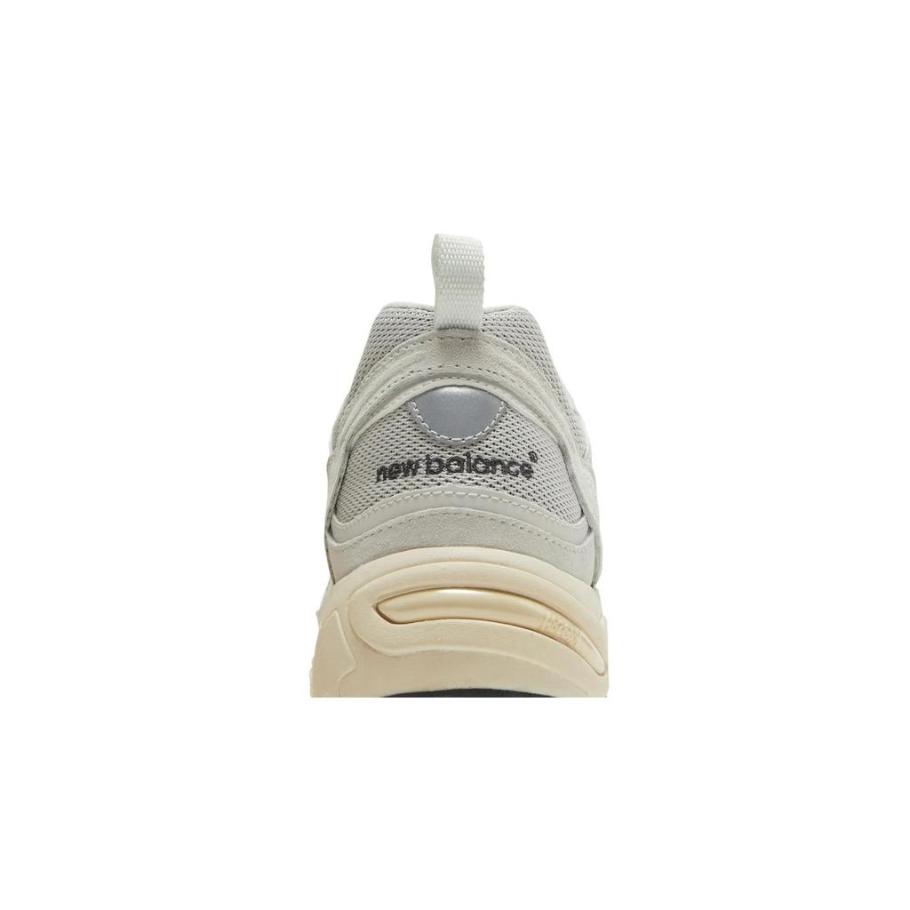 New Balance 878 'Светло-серый' (унисекс) Светло-серые / Серебристые Повседневные туфли CM878MA1