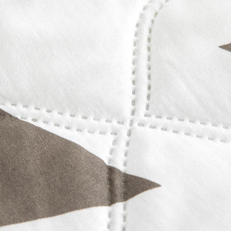 Заводская цена Шелковое одеяло Шелковистое Охлаждающее Тонкое Одеяло Летнее Одеяло Можно Стирать в Машине Односпальный/Двуспальный/Королевский Размер