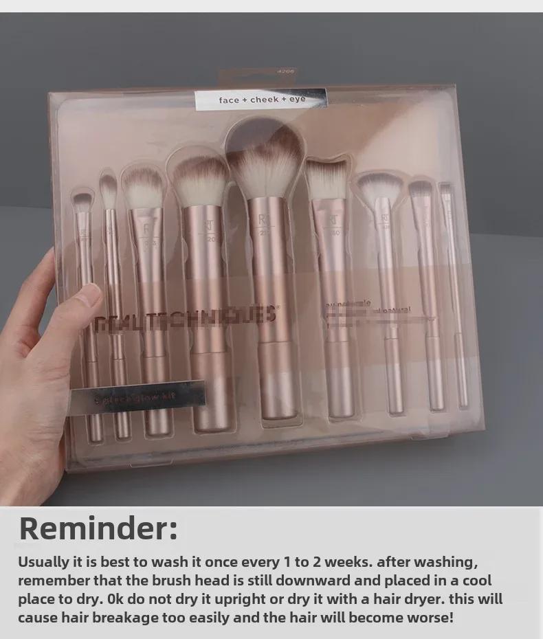 RT Series 4266 Makeup Brush Set - Includes Soft Loose Powder, Blush, and Eyeshadow Brushes