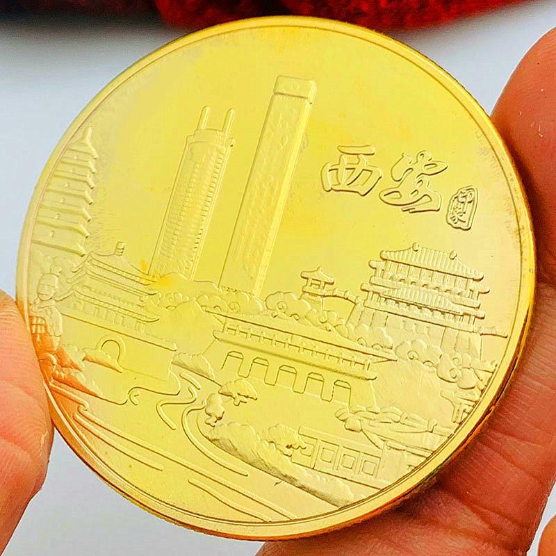 Китайская туристическая достопримечательность, Большая пагода диких гусей в Сиане, туристическая достопримечательность, памятная медаль с цветной печатью под цвет золота, золотая монета