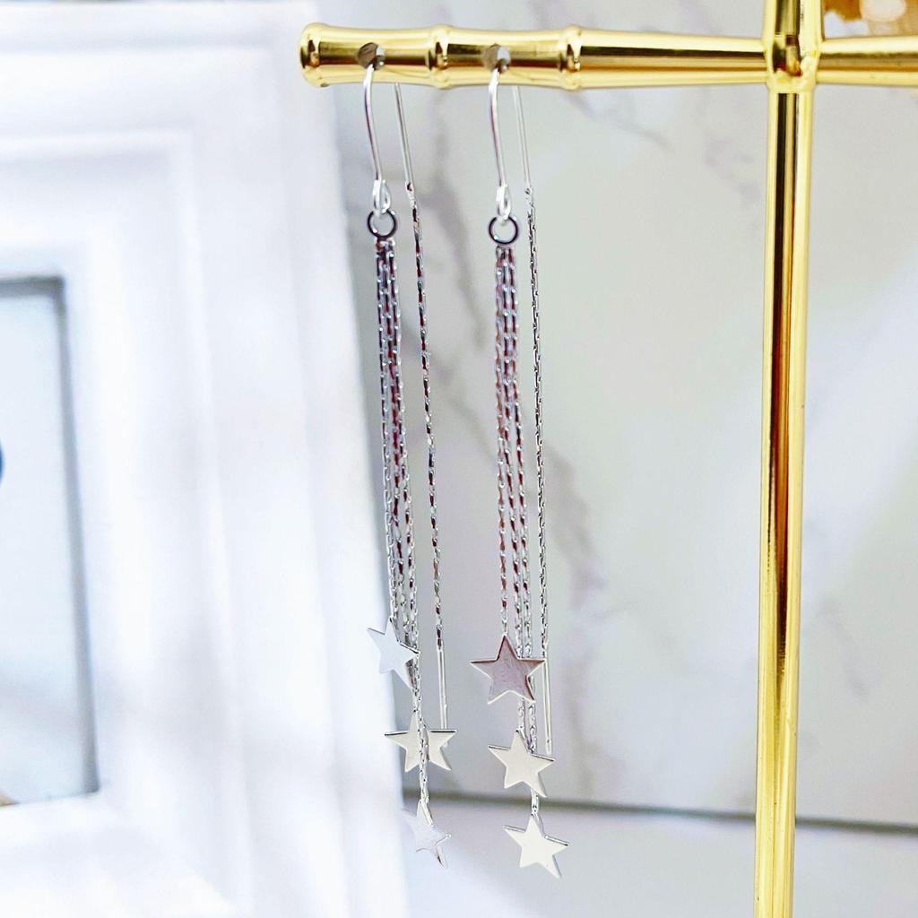 Cat's Eye Tassel Ear Chain 2024 Trend: Elegant Long Earrings with Light Luxury Design