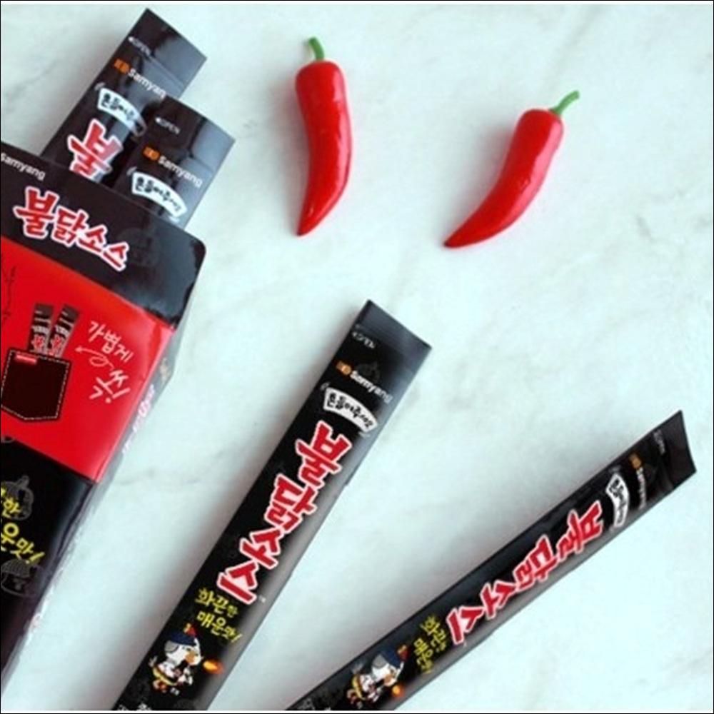 Samyang Стикеры с соусом Бульдак (Оригинальный пряный) 160г (16 г x 10 палочек)