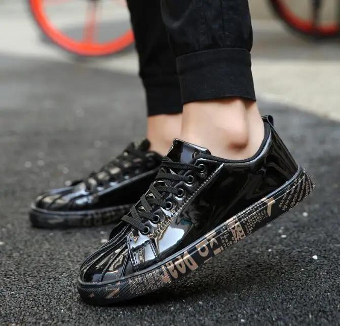 Модные новые мужские туфли Модные лакированные кроссовки из кожи Топы Золотые Серебряные ботинки в стиле хип-хоп Глянцевые светящиеся фирменные дизайнерские туфли на плоской подошве Размер 46