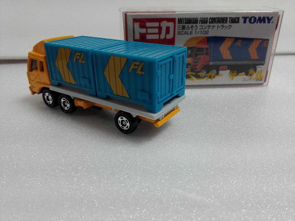 Tomica No. 74 Mitsubishi Fuso Container Truck Crazy Miniature Car Circle with Case