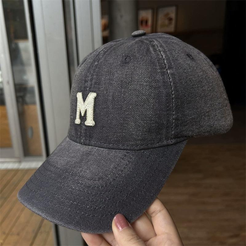New denim baseball cap for men and women, versatile for all seasons, letter-printed sunshade cap with wide brim, vintage casual hat
