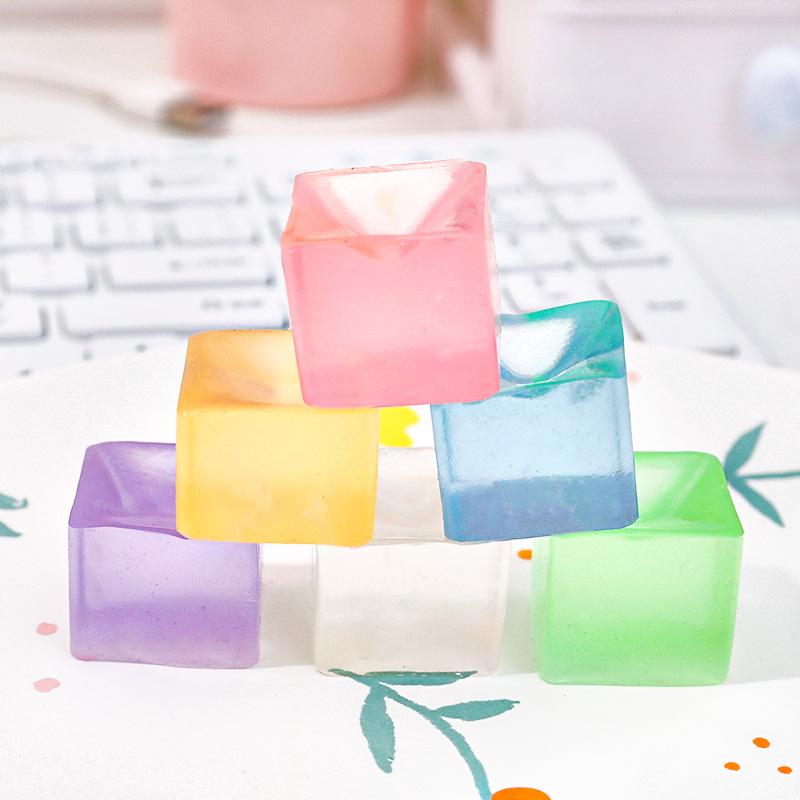 Ice Cube Squeeze Toy - Stress Relief & Creative Gift for Kids, Soft & Elastic Decompression Toy