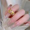 Модное медное кольцо высокого класса для женщин, отличающееся роскошным золотым покрытием и ослепительным дизайном с бриллиантами
