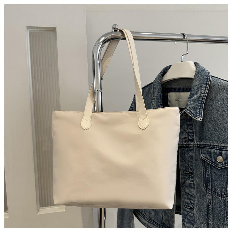 Корейская версия сумки большой вместимости 2024 года, летняя новая модная иностранная сумка-тоут, ретро женская сумка через плечо