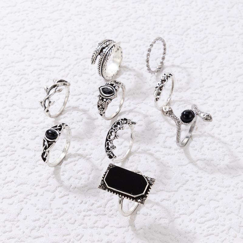 Винтажный набор с черными драгоценными камнями, кольцо из девяти частей, геометрический набор колец со змеей, короной и листьями