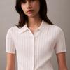 Calvin Klein Повседневная трикотажная футболка-поло с коротким рукавом и полосатой текстурой, женские топы, белый 47AB304-YAA