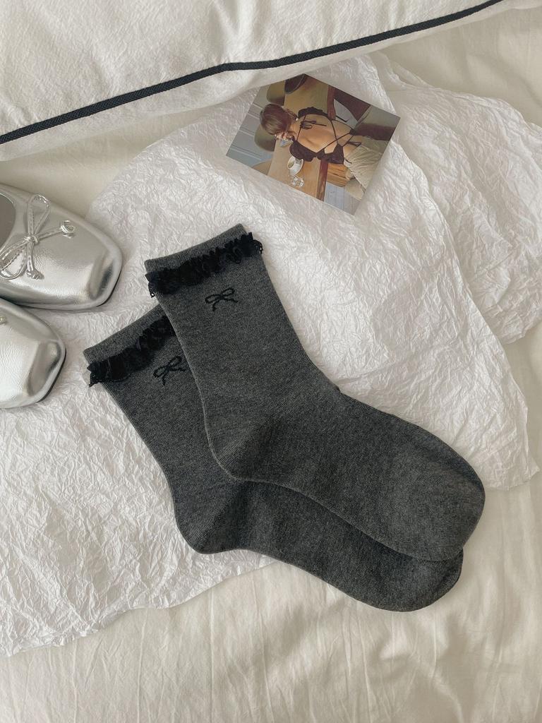 Socks Casual Lazy And Versatile Lace Mid-Tube Socks Tie Bows Polka Dot Layered With Piles Of Cotton Socks