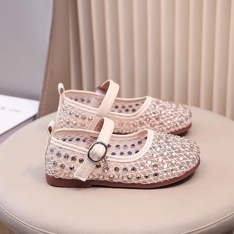2025 летние детские полусандалии со стразами, красивые полые маленькие кожаные туфли для девочек, туфли принцессы, мягкая подошва, удобные ladyshoes