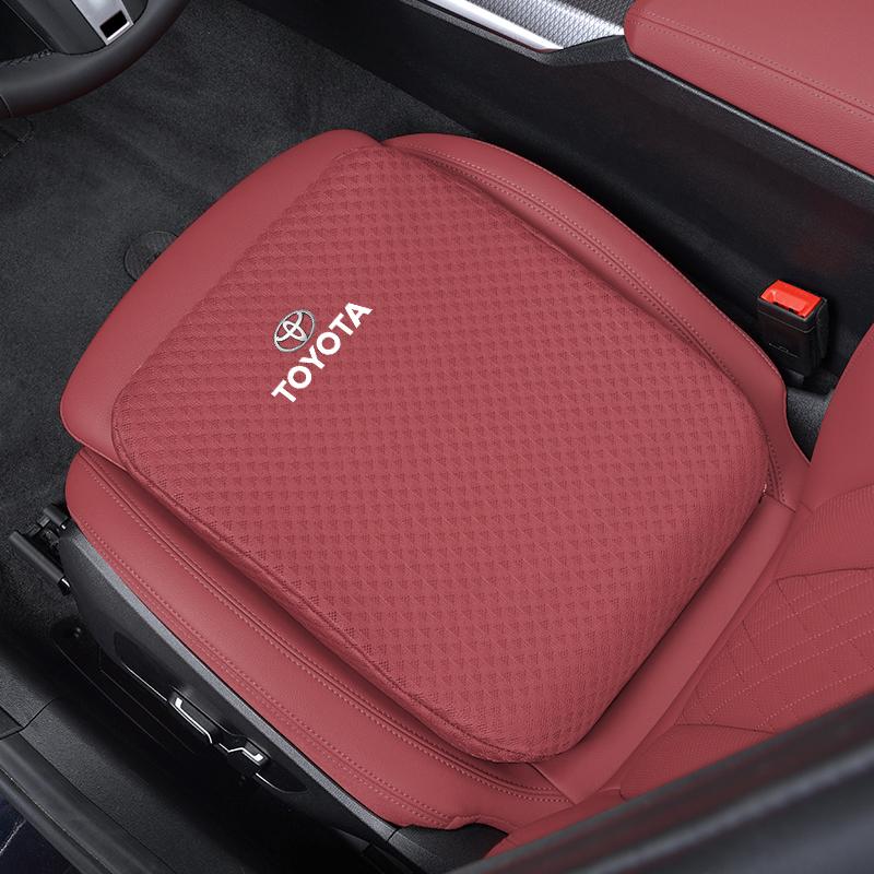 Для Toyota 2026 Горячие Колпаки на Колеса 1 шт. Чехлы на Сиденья Автомобиля Ледяной Шелк Подушка для Увеличения Роста Для Toyota Crown GR Corolla Yaris Aygo Priu