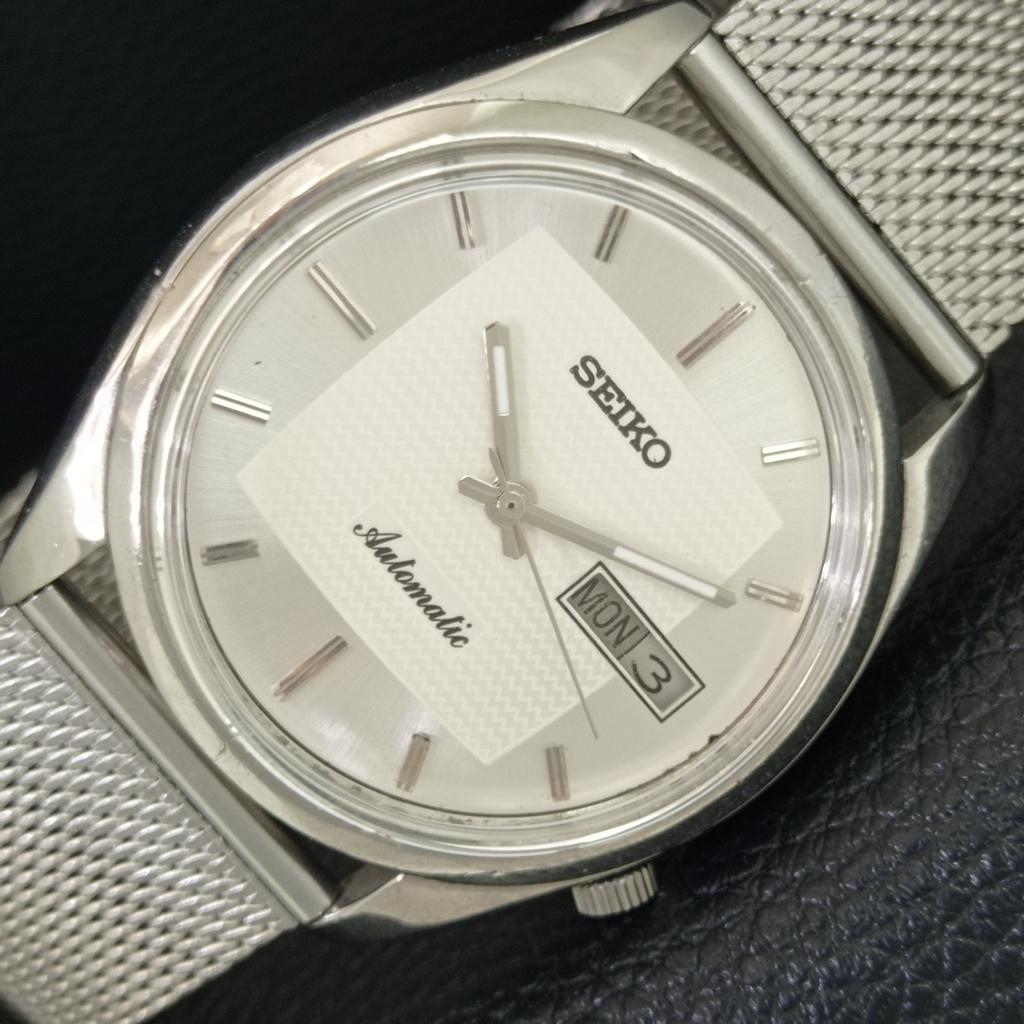 VINTAGE SEIKO AUTOMATIC 7009A JAPAN MENS SILVER COLOR DIAL WATCH a708589-1