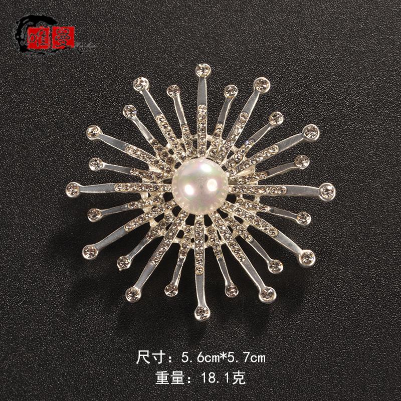 Brooch Women's Accessories Rhinestone Pin Matte Gold Imitation Bead Brooch Korean Version Accessories Shawl Cardigan Silk Scarf Buckle Neckpin