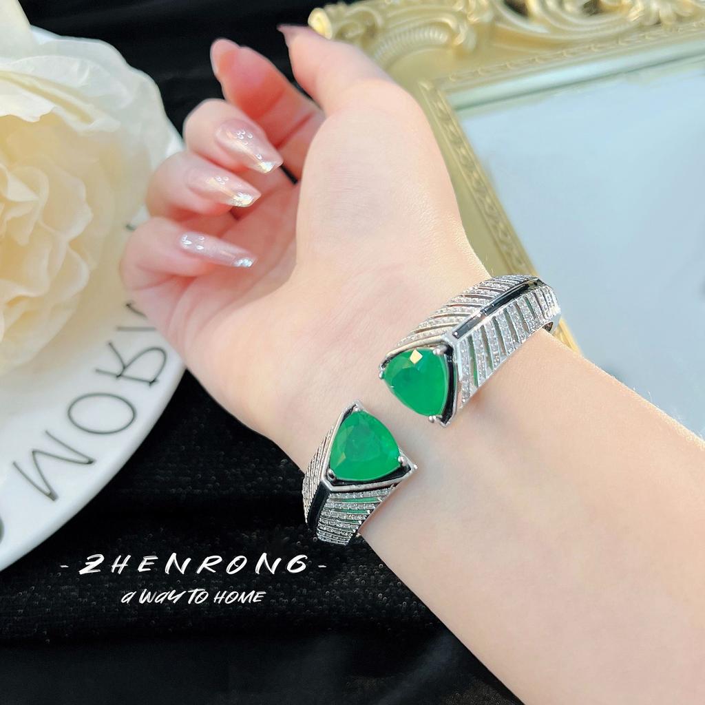 Premium Sense with Cotton Emerald Open Ring Female Columbia Musa Green Crack Luxury Bracelet