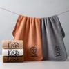 Очень большое банное полотенце из кораллового флиса с рисунком камелии - Плотное, мягкое и впитывающее, для дома или отеля