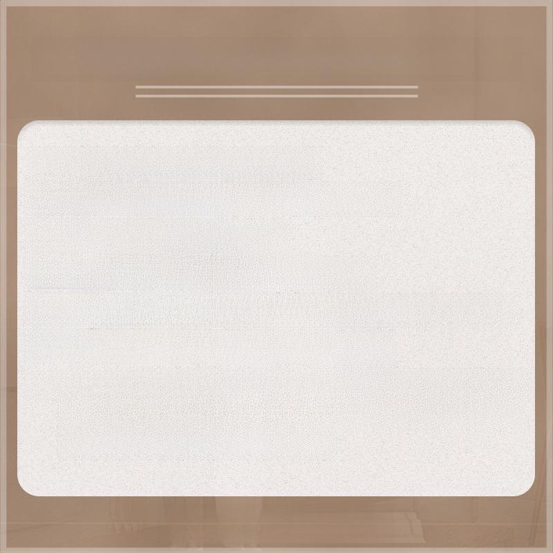 Подарок на детский день с мультяшным букетом: Цветочная композиция с бамбуковыми палочками и куклой.