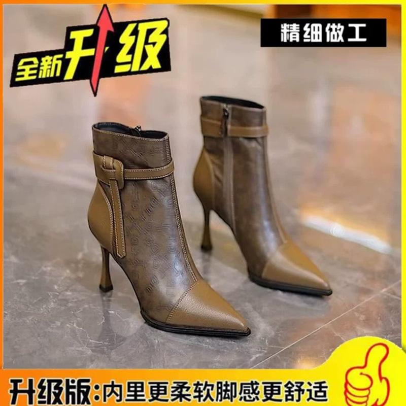 Темпераментные туфли-лодочки на высоком каблуке женские 2025 зима профессиональный дизайн чувство пряжка ремень флис короткие ботинки шпилька ботинки мартин